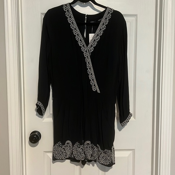 New! Loft Romper - Picture 1 of 6